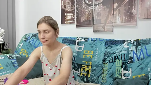 Snapshot of Tenderly_Sophie chatting on 4, 12, 2025 Tenderly Sophie online show from 4, 12, 2025