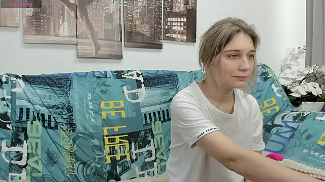 Snapshot of Tenderly_Sophie chatting on 19, 12, 2025 Tenderly Sophie online show from 19, 12, 2025