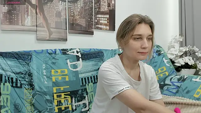 Snapshot of Tenderly_Sophie chatting on 20, 12, 2025 Tenderly Sophie online show from 20, 12, 2025