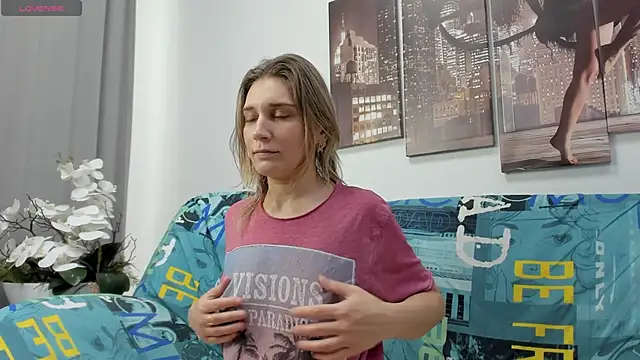 Snapshot of Tenderly_Sophie chatting on 11, 1, 2026 Tenderly Sophie online show from 11, 1, 2026