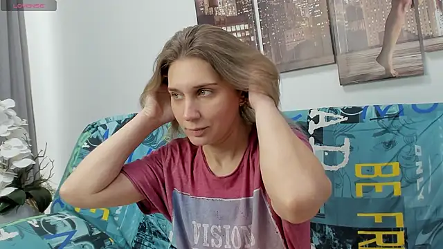 Snapshot of Tenderly_Sophie chatting on 17, 1, 2026 Tenderly Sophie online show from 17, 1, 2026