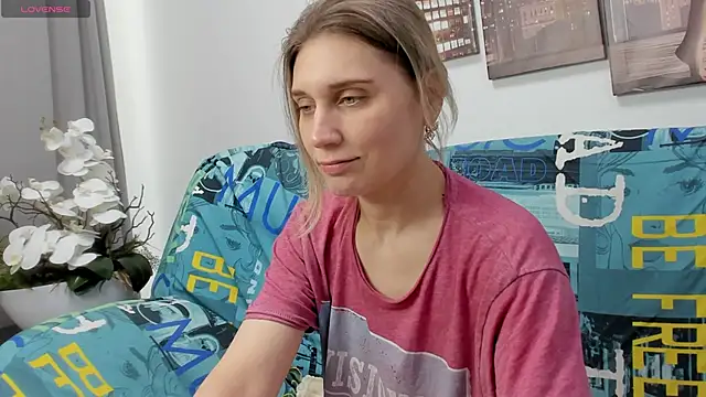 Snapshot of Tenderly_Sophie chatting on 18, 1, 2026 Tenderly Sophie online show from 18, 1, 2026