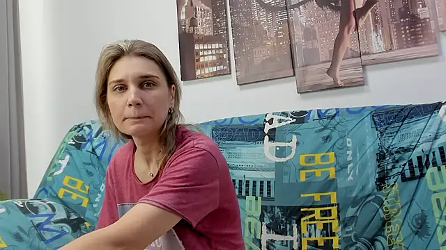 Snapshot of Tenderly_Sophie chatting on 4, 2, 2026 Tenderly Sophie online show from 4, 2, 2026