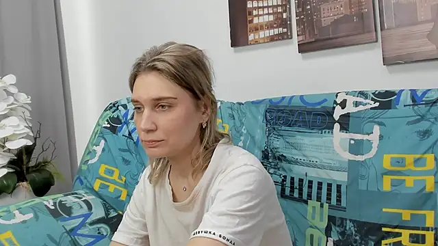 Snapshot of Tenderly_Sophie chatting on 13, 2, 2026 Tenderly Sophie online show from 13, 2, 2026