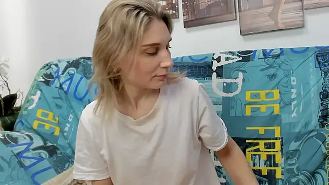 Snapshot of Tenderly_Sophie chatting on 21, 2, 2026 Tenderly Sophie online show from 21, 2, 2026