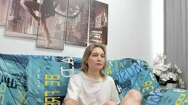 Snapshot of Tenderly_Sophie chatting on 7, 3, 2026 Tenderly Sophie online show from 7, 3, 2026