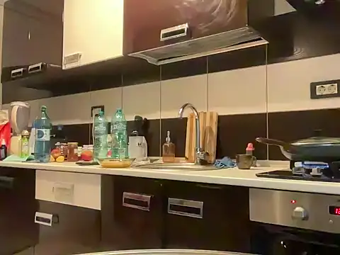 Snapshot of GitanoBoy chatting on 12, 11, 2025 GitanoBoy online show from 12, 11, 2025