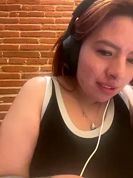 Snapshot of viki_11 chatting on 28, 10, 2025 viki 11 online show from 28, 10, 2025