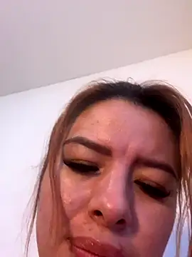 Snapshot of viki_11 chatting on 12, 11, 2025 viki 11 online show from 12, 11, 2025