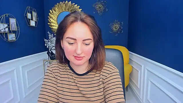 Snapshot of NoraSimons chatting on 3, 3, 2026 NoraSimons online show from 3, 3, 2026