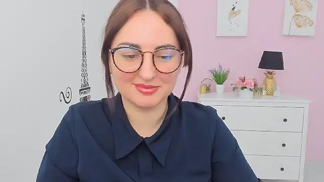 Snapshot of NoraSimons chatting on 11, 3, 2026 NoraSimons online show from 11, 3, 2026