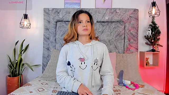 Amatista desire online show from 28, 11, 2025