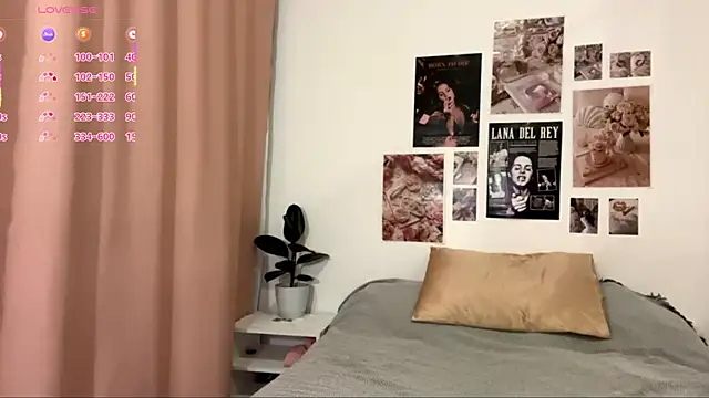 Kira Sanders online show from 21, 11, 2025