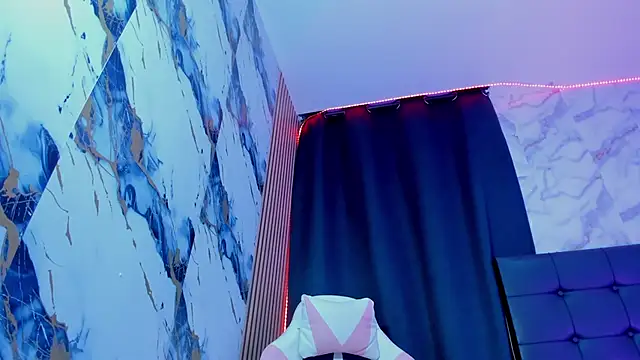 Scarlet DLuce online show from 26, 2, 2026