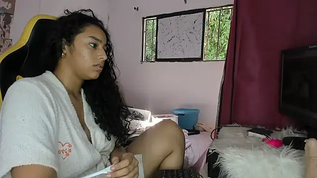 Snapshot of emily_stars1 chatting on 24, 3, 2026 emily stars1 online show from 24, 3, 2026