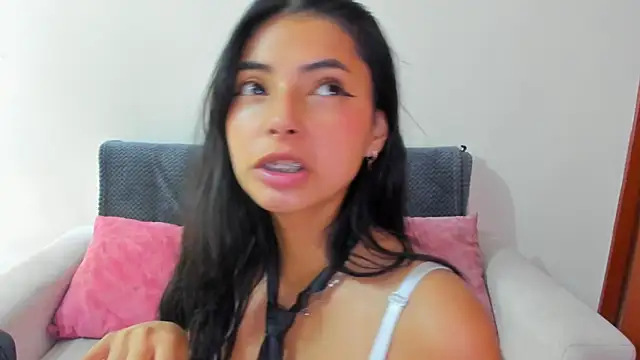 miadaviesx online show from 13, 11, 2025