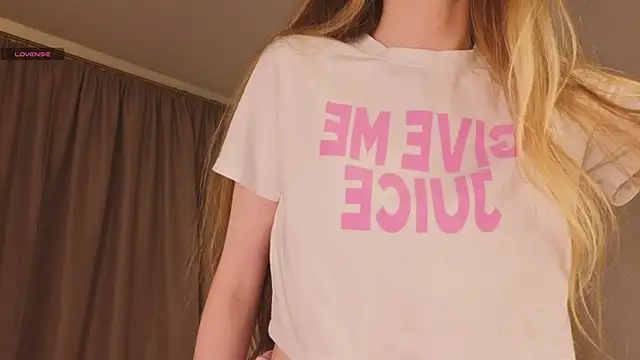 KissyCloud online show from 26, 10, 2025