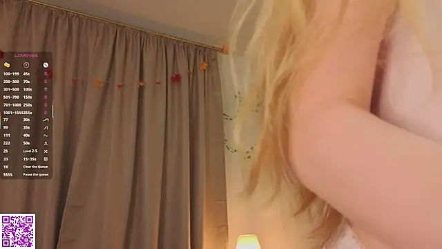 KissyCloud online show from 7, 11, 2025