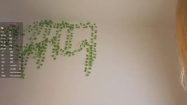 KissyCloud online show from 11, 11, 2025