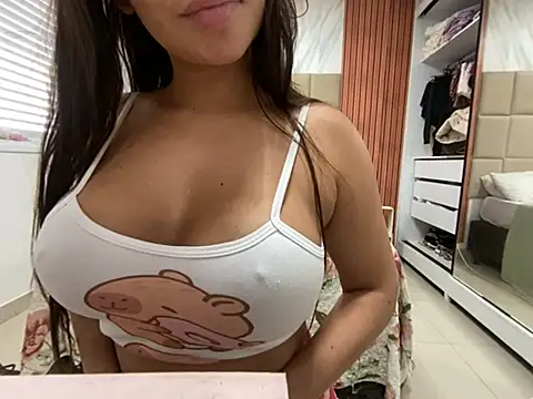 Snapshot of nathalia_Silva chatting on 30, 4, 2026 nathalia Silva online show from 30, 4, 2026
