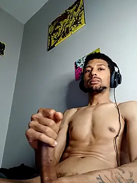 Snapshot of BigPrettyDick777 chatting on 5, 3, 2026 BigPrettyDick777 online show from 5, 3, 2026