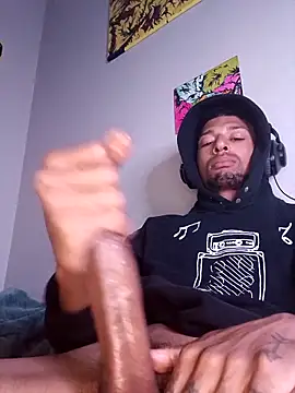 Snapshot of BigPrettyDick777 chatting on 14, 3, 2026 BigPrettyDick777 online show from 14, 3, 2026