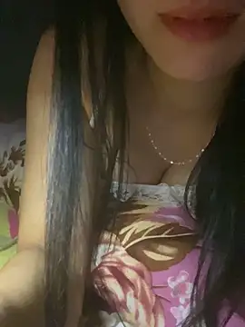 Snapshot of o-one-o chatting on 7, 11, 2025 o-one-o online show from 7, 11, 2025