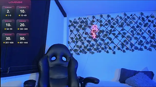 Liam Anny online show from 5, 12, 2025