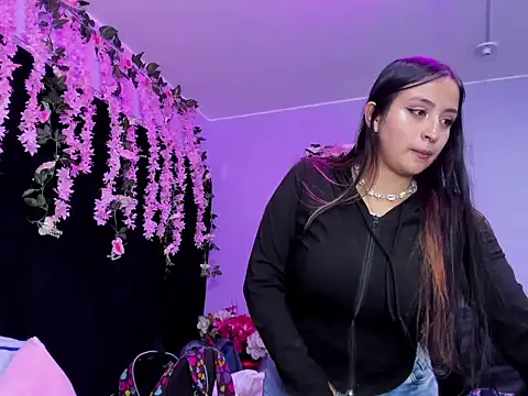 Gabyy Cooper  online show from 24, 5, 2026