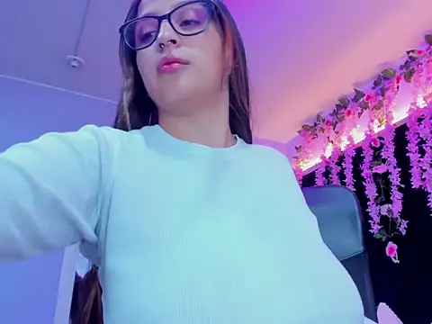 Gabyy Cooper  online show from 2, 7, 2026