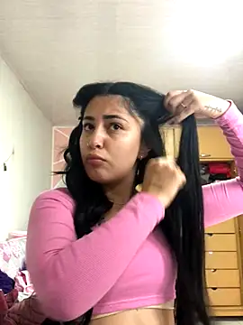 Snapshot of MAVI_EC chatting on 1, 11, 2025 MAVI EC online show from 1, 11, 2025