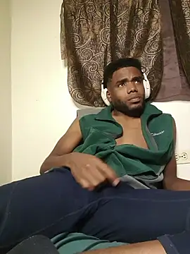 Snapshot of Suamyst_25 chatting on 18, 11, 2025 Suamyst 25 online show from 18, 11, 2025