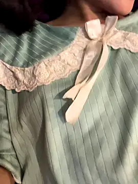 Snapshot of Emily-y chatting on 8, 1, 2026 Emily-y online show from 8, 1, 2026