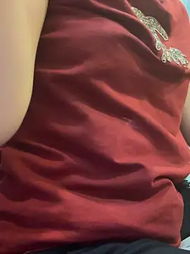 Snapshot of Emily-y chatting on 11, 1, 2026 Emily-y online show from 11, 1, 2026