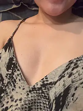 Snapshot of Emily-y chatting on 1, 2, 2026 Emily-y online show from 1, 2, 2026