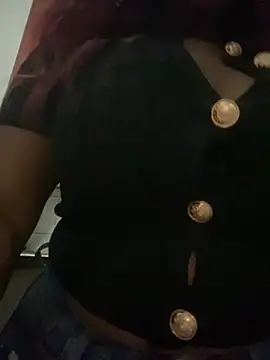 Snapshot of Amberr_Roose chatting on 23, 7, 2026 Amberr Roose online show from 23, 7, 2026