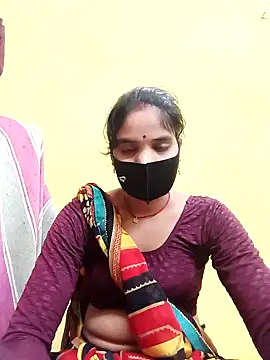 Snapshot of Shreya-750 chatting on 3, 11, 2025 Shreya-750 online show from 3, 11, 2025