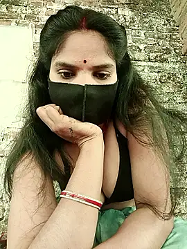 Snapshot of Shreya-750 chatting on 8, 3, 2026 Shreya-750 online show from 8, 3, 2026