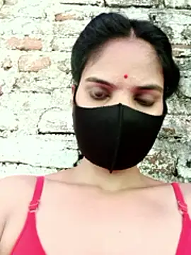 Snapshot of Shreya-750 chatting on 15, 4, 2026 Shreya-750 online show from 15, 4, 2026