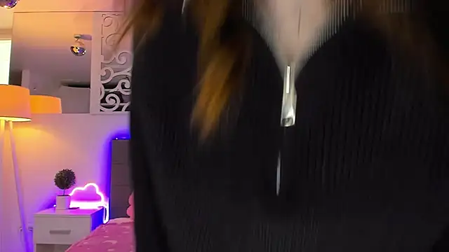 LuisaClover online show from 19, 2, 2026