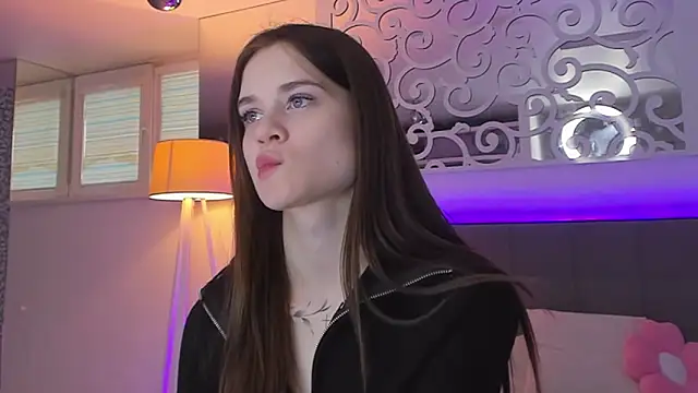 LuisaClover online show from 26, 2, 2026