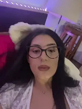 claraseloura online show from 24, 11, 2025