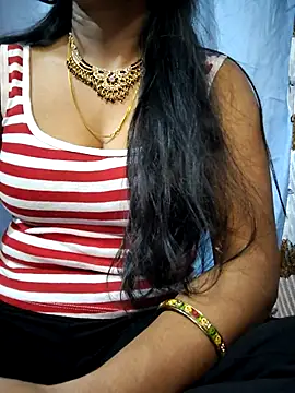 Snapshot of Ezabelljohn chatting on 11, 4, 2026 Ezabelljohn online show from 11, 4, 2026