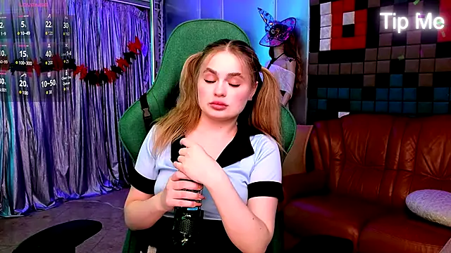 Jessi wxw online show from 26, 10, 2025