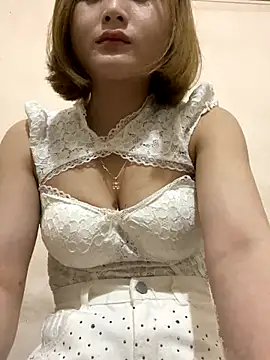 Emma sexy98 online show from 31, 10, 2025