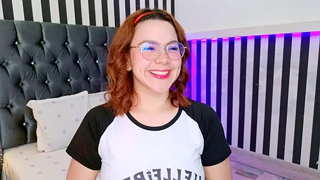 sussiestrawberry online show from 29, 10, 2025