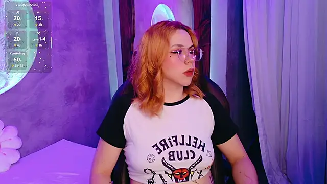 sussiestrawberry online show from 22, 11, 2025