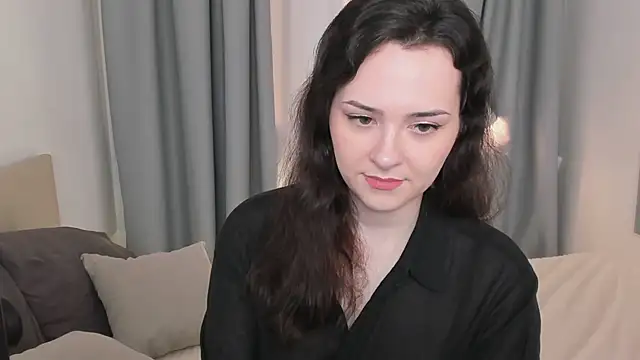 Snapshot of Camilla_Rowen chatting on 7, 5, 2026 Camilla Rowen online show from 7, 5, 2026