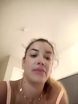 Snapshot of DESIRIE0609 chatting on 7, 1, 2026 DESIRIE0609 online show from 7, 1, 2026