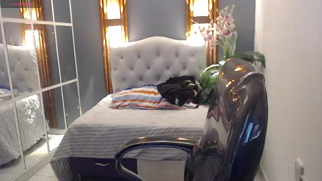 Snapshot of paul_ponce chatting on 22, 12, 2025 paul ponce online show from 22, 12, 2025